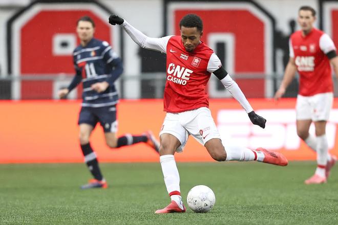 2中立人小 2中立人小